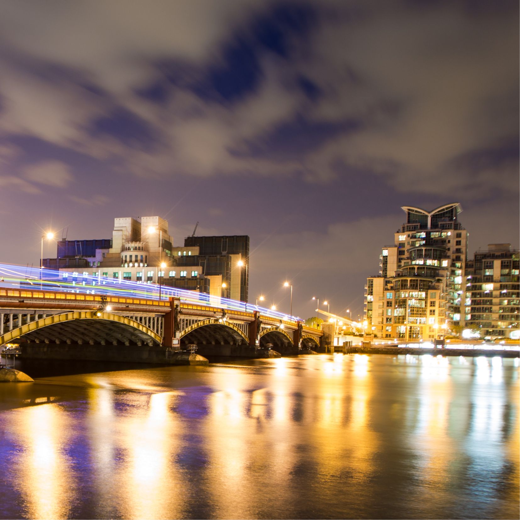 A Traveller’s Guide to Vauxhall: The Growing Riverside District in London