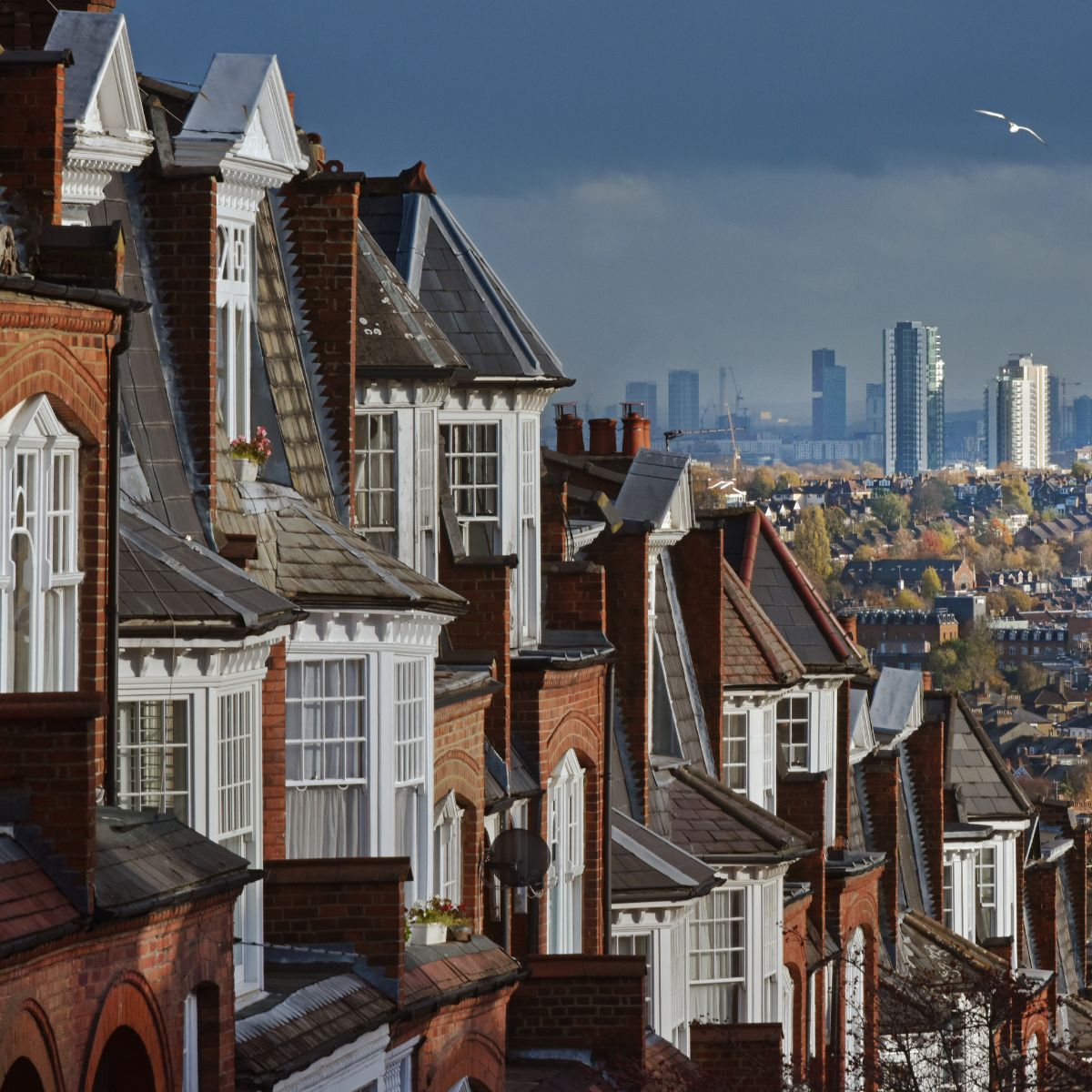Is Airbnb Profitable in London? 3 Reasons to Try Short-Term Letting