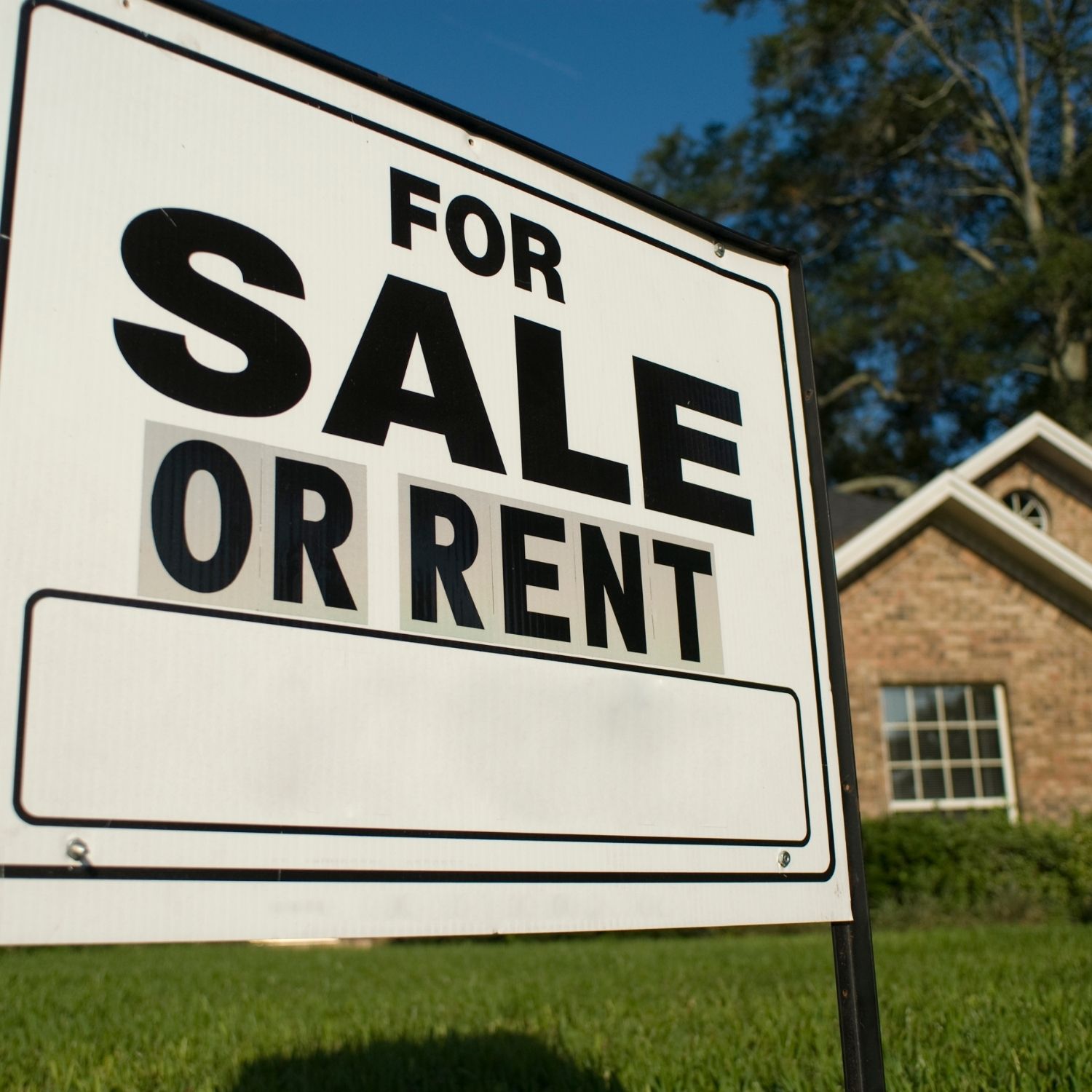 Should I Sell or Rent My Property in London? The Pros, Cons, and Revenue Opportunities
